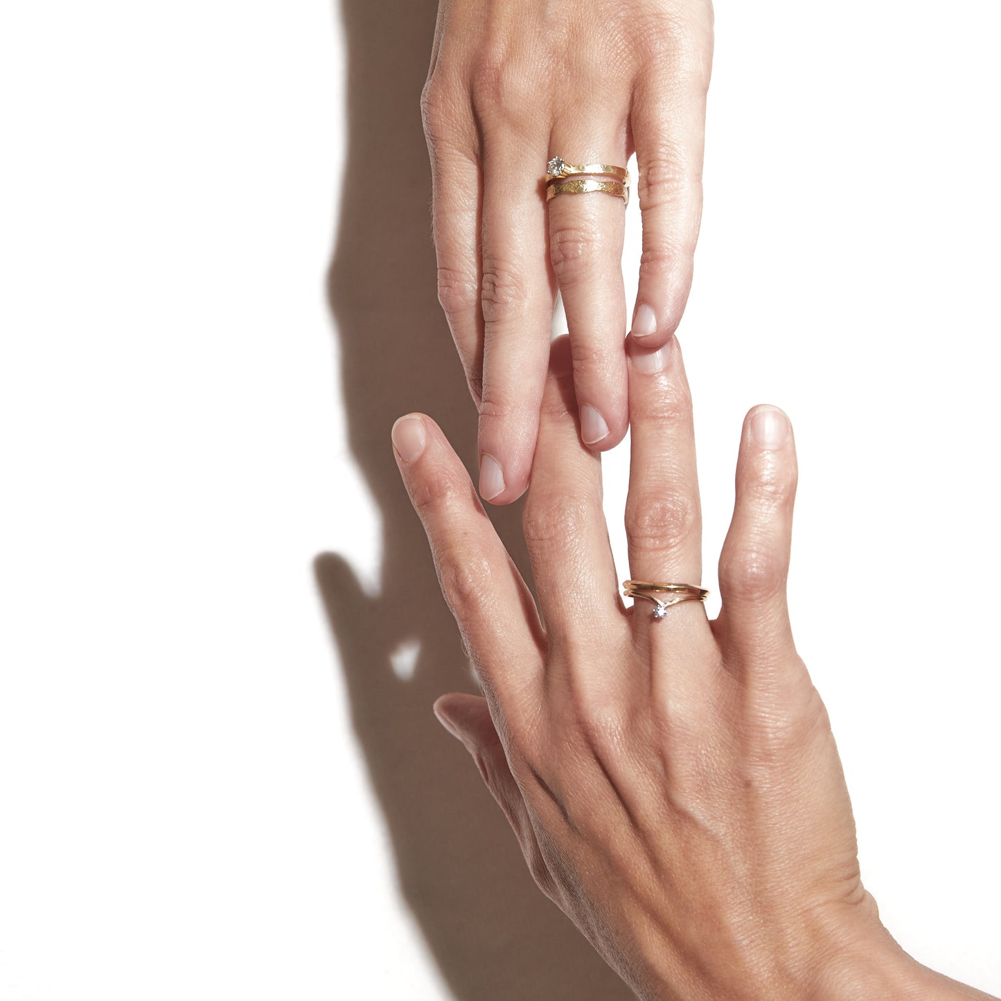 Ring "Flying diamond"